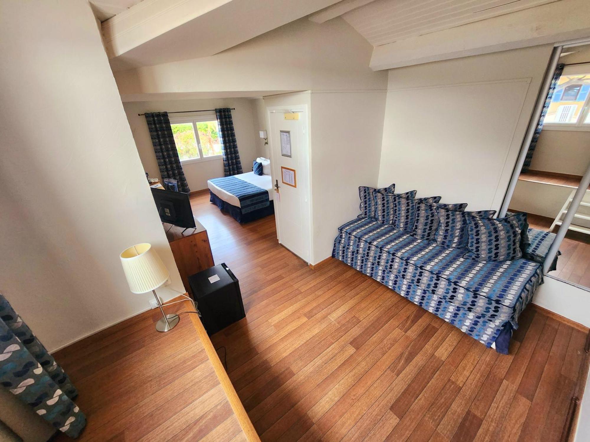 Privilege Room Hill View