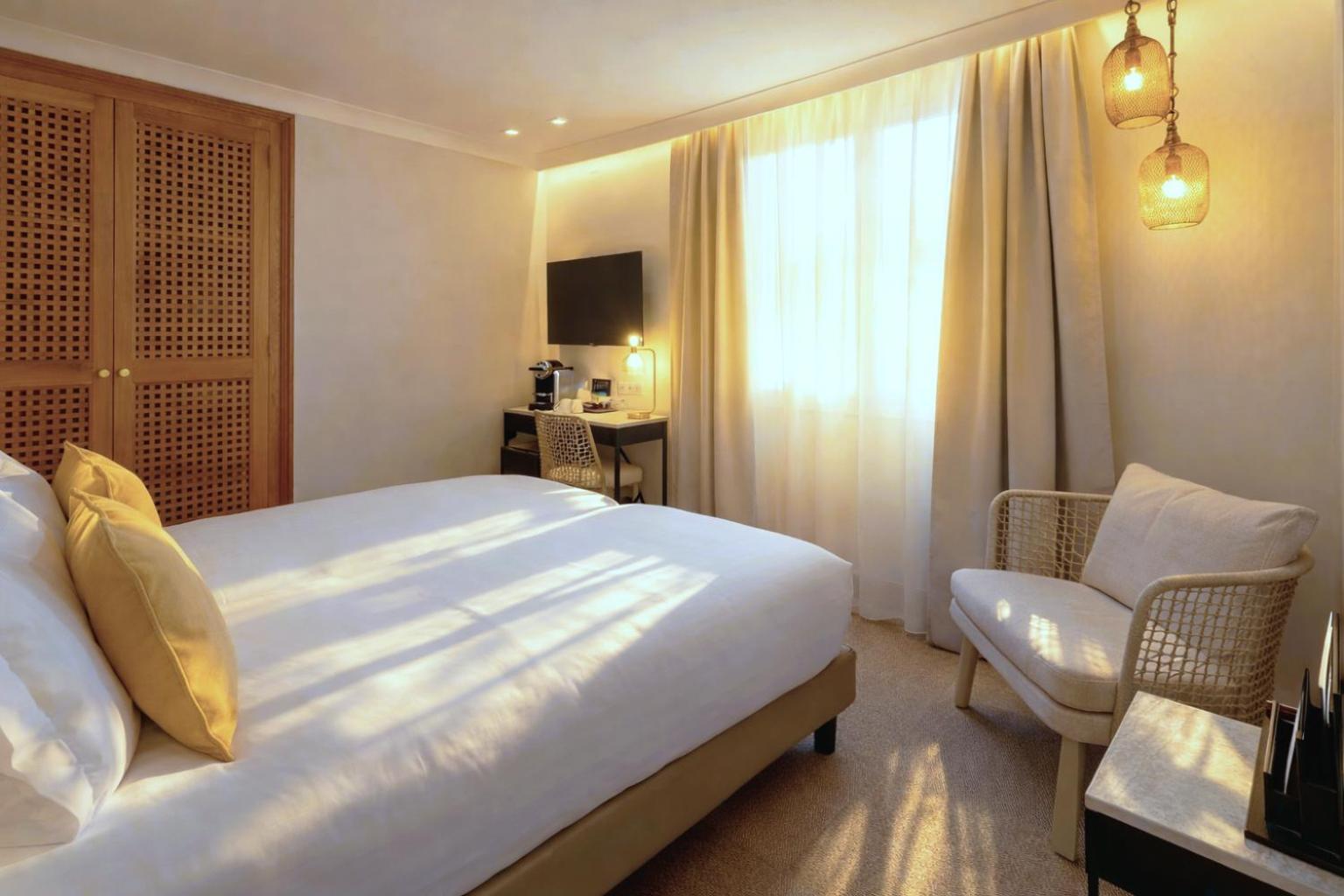 Superior Twin Room Hill View