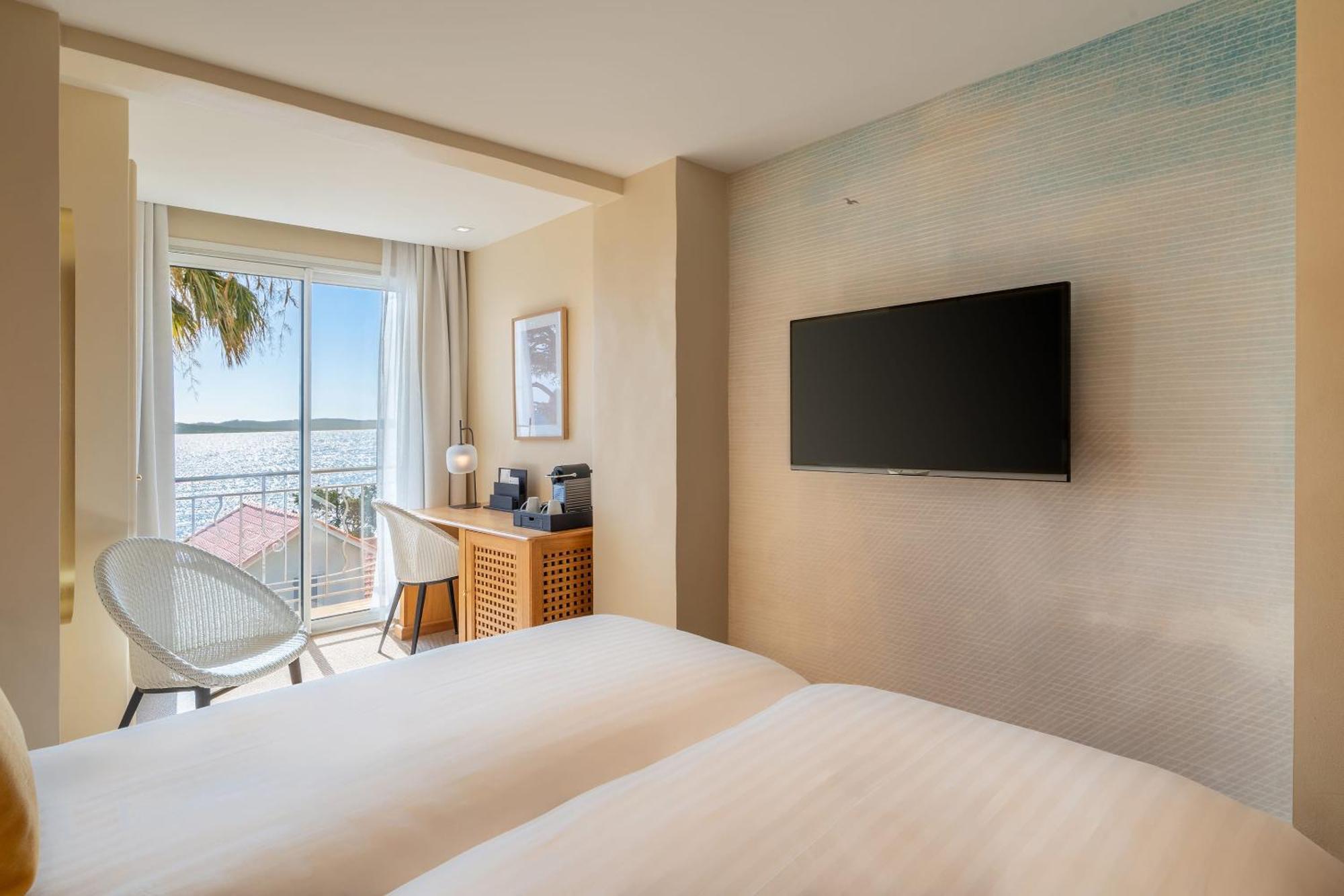 Classic Twin Room Sea View